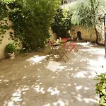 Korner Montmartre Hotel