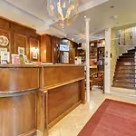 Korner Montmartre Hotel Paris
