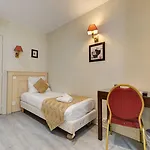 Hotel Korner Montmartre Paris
