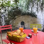 Korner Montmartre 3* Paris