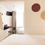 Hotel Korner Montmartre Paris