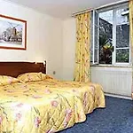 Korner Montmartre Hotel 3*