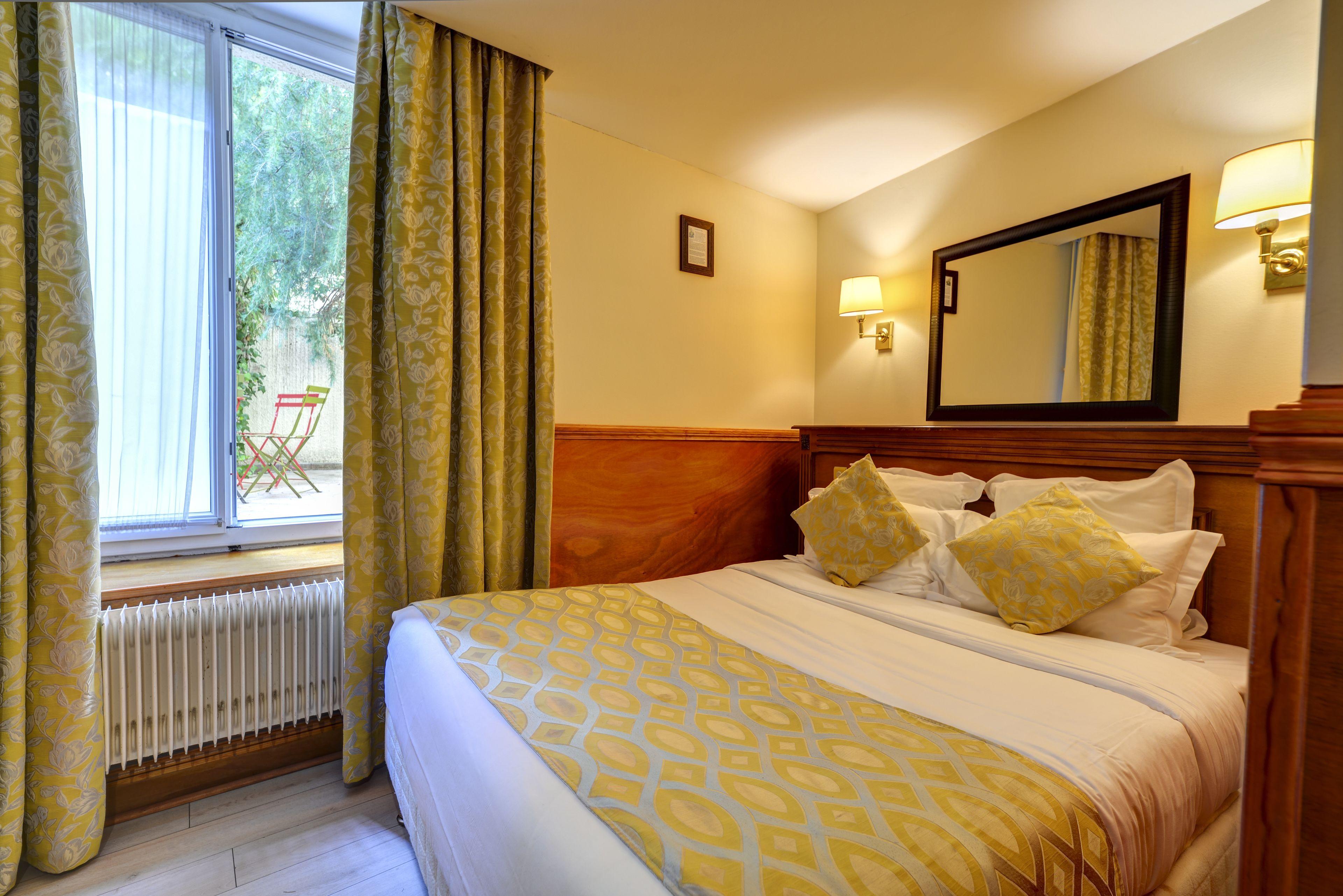 Korner Montmartre Hotel 3*