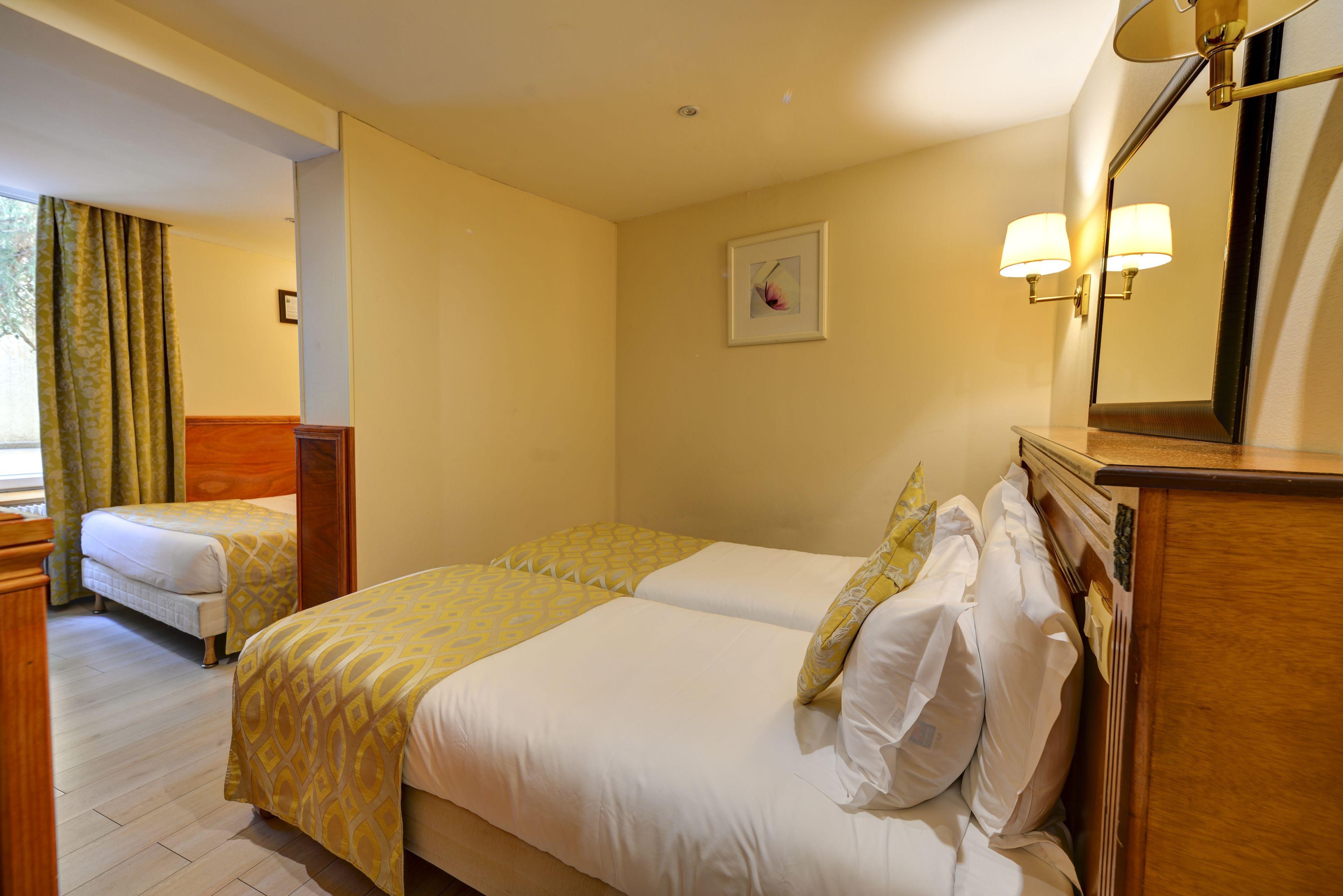 Korner Montmartre Hotel