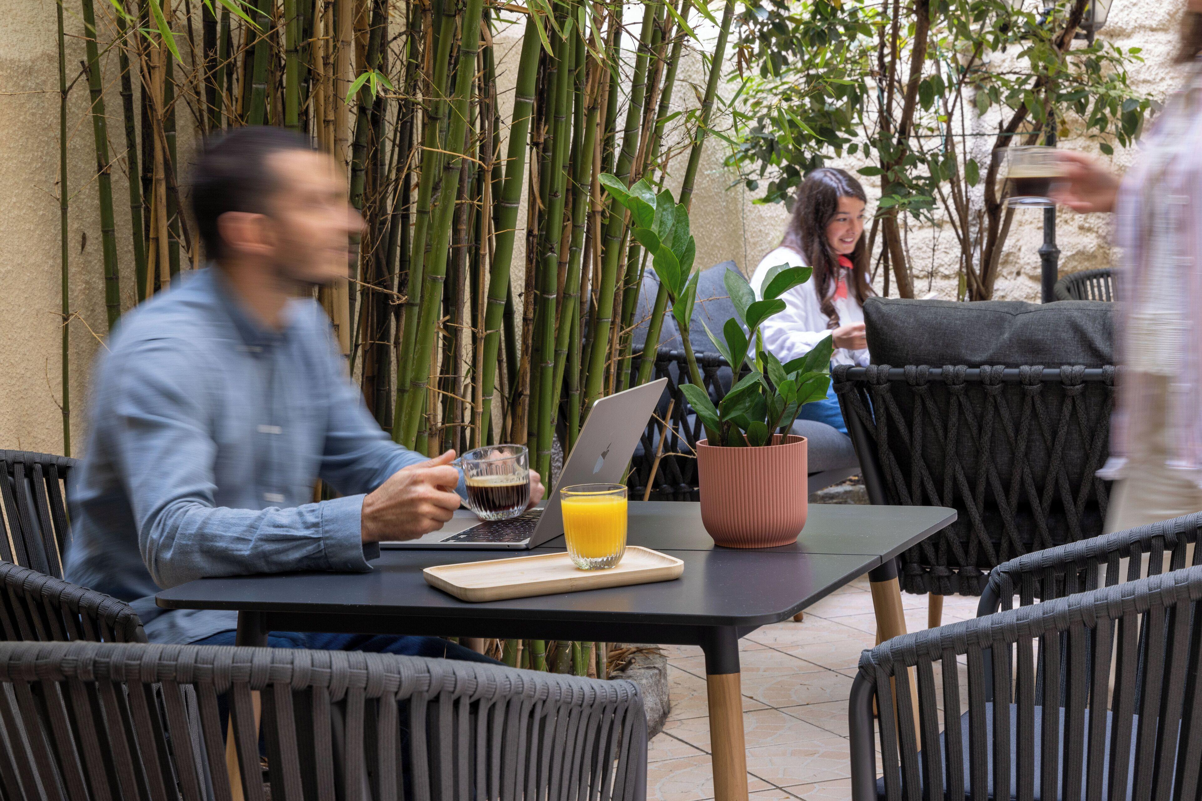 Korner Montmartre Hotel